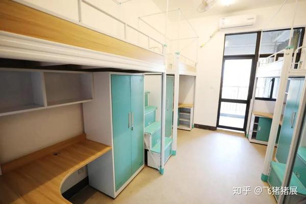 广东东软学院今年启用两栋新宿舍楼.