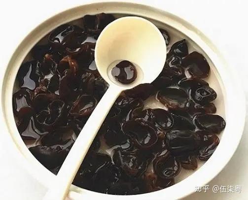原来泡木耳这么简单掌握好2个窍门5分钟泡好木耳饱满又滑嫩
