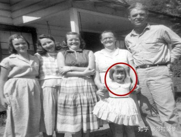 黑色大丽花 - 知乎