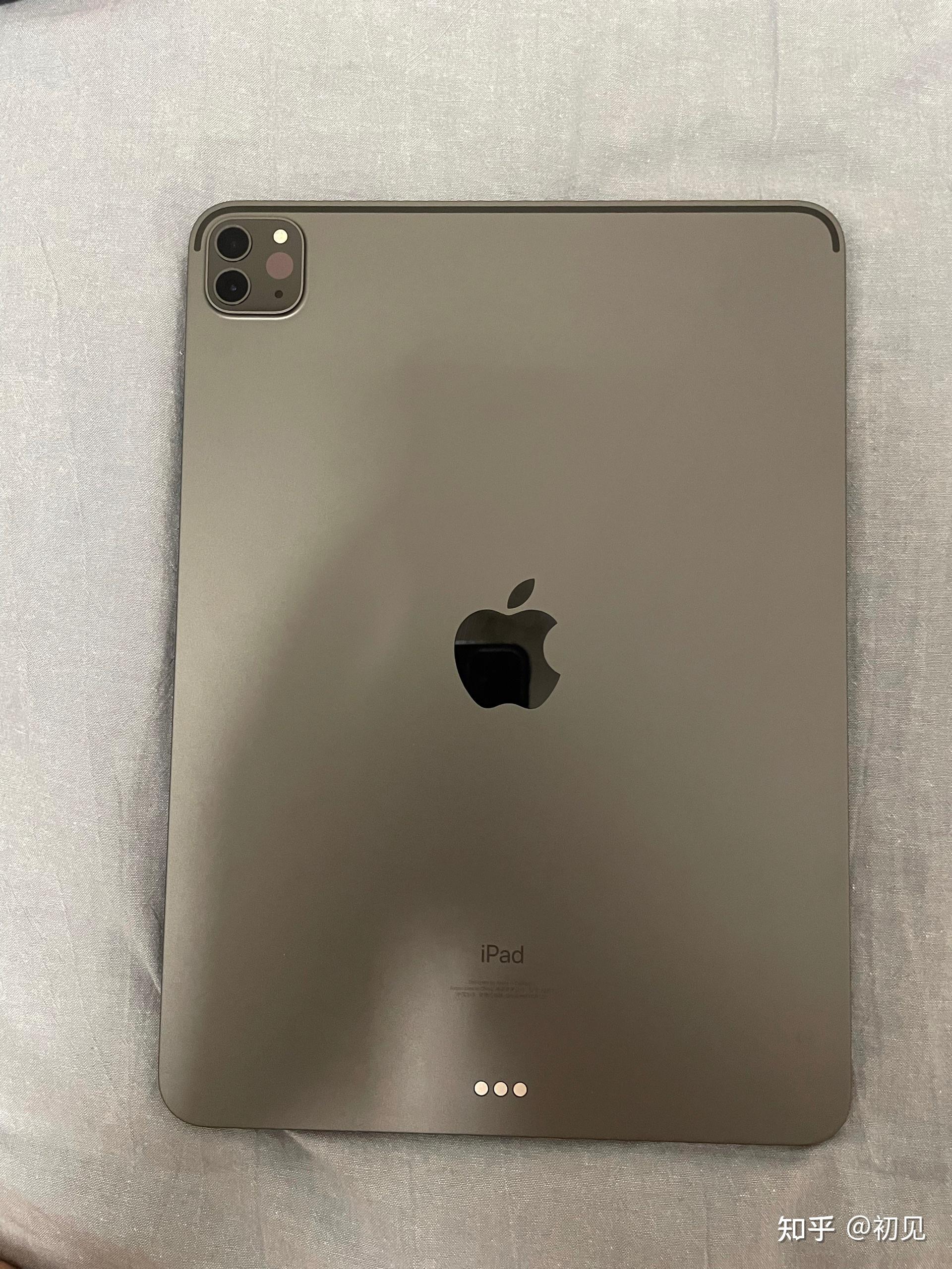 买ipad pro 2020 256g还是买ipad pro 2021 128g?