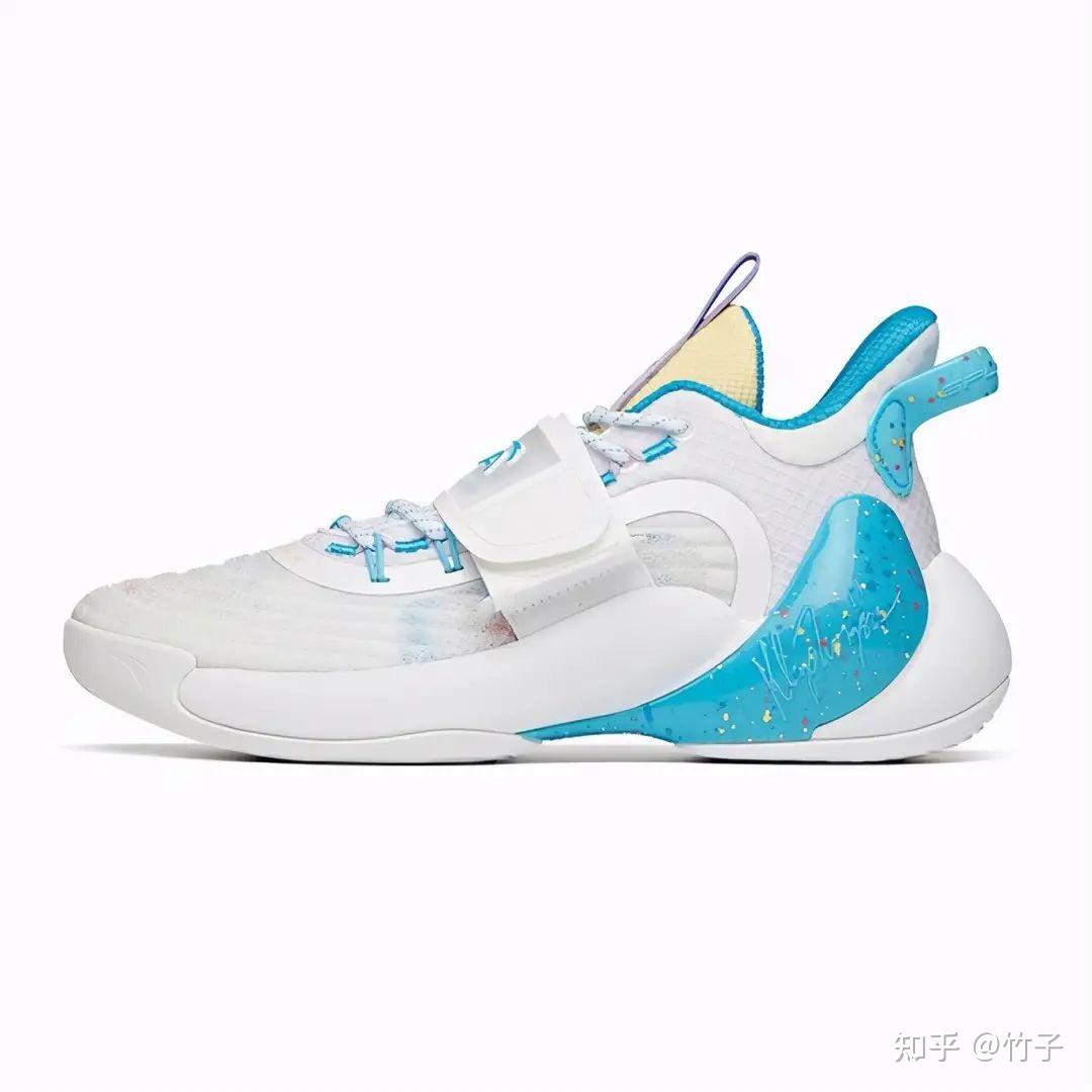 请问安踏kt4水花一代如何