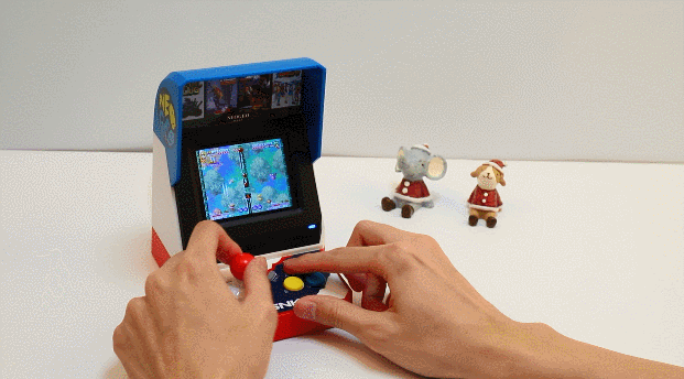 游戏体验gif 笔者转而使用 neogeo mini pad 游戏手柄对上述游戏体验