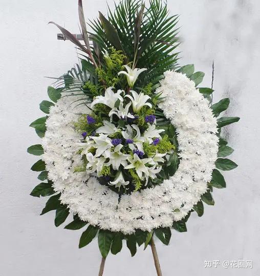 人去世后为什么要花圈?送花圈有哪些禁忌?花圈的制作方法介绍