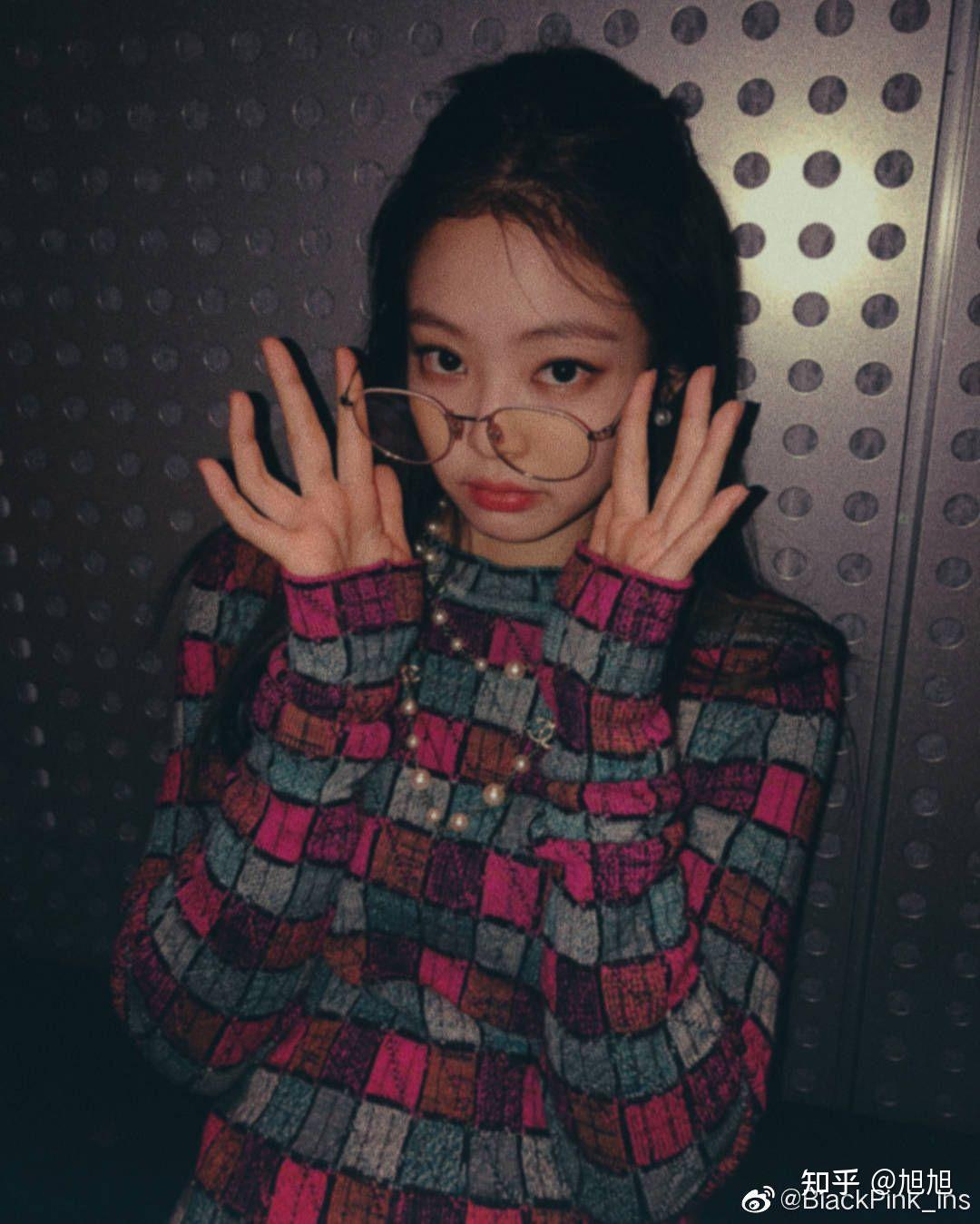 blackpink戴眼镜的照片,blackpink戴眼镜 有无blackpink戴眼镜的照片