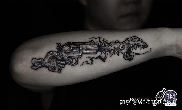 左轮枪二号|blackwork成都纹身tattoo