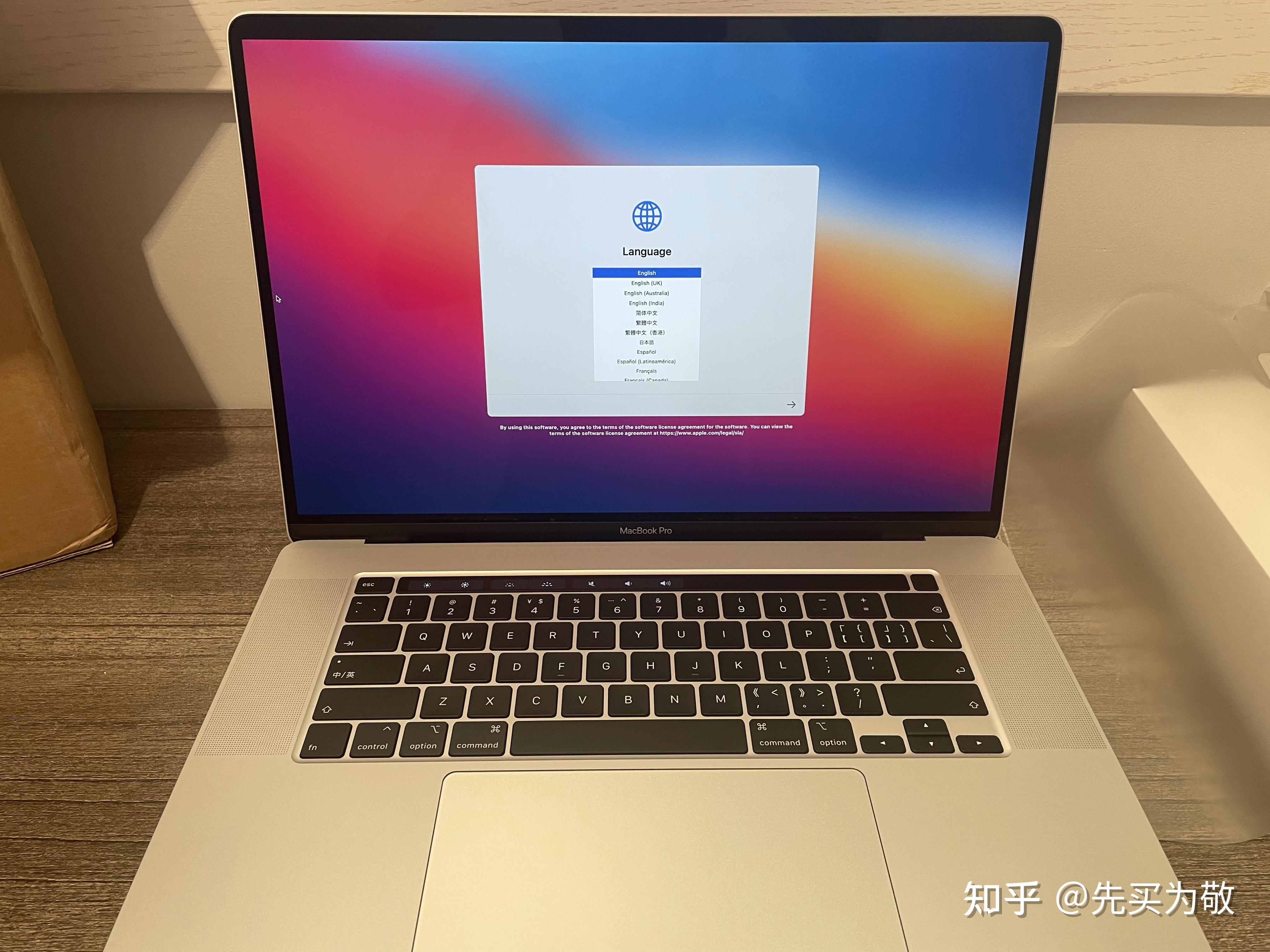 苹果macbookpro16寸,苹果macbookpro13寸 macbookpro16寸是选择21款的丐版还是19款的顶配比较好呀