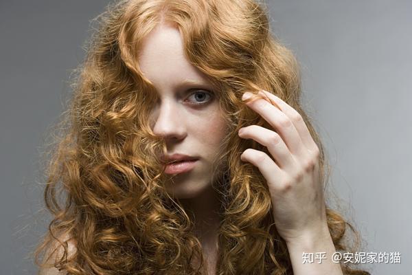 一头健康的秀发真的能衬托人的精神气和活力,但如果头发干枯,发黄