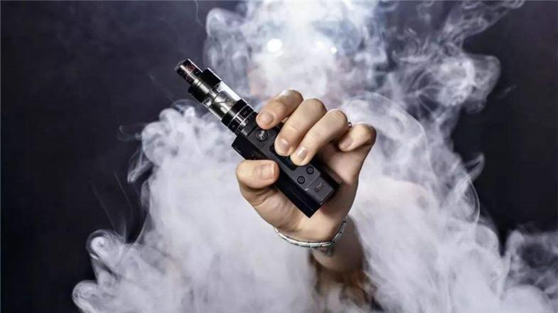 警惕!电子烟开辟新渠道诱惑未成年人 危害有多大?
