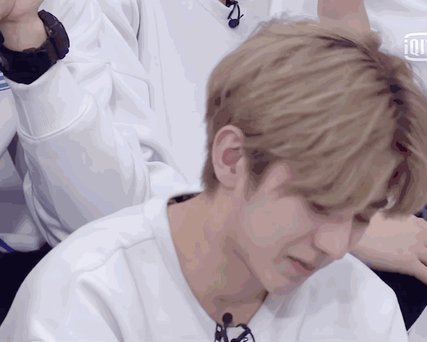 你都因为什么成为蔡徐坤的粉?请认真读题,非粉及路人及黑粉请勿靠近.