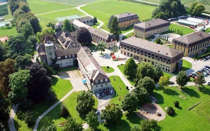 法国南锡第二大学 企业管理硕士 2 人 赞同了该文章