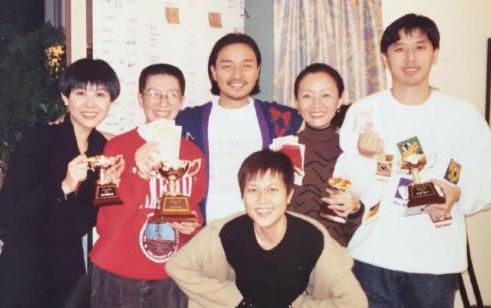 唐鹤德:春夏秋冬,共同渡过