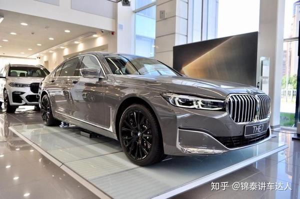 新bmw7系身披碧玺灰惊艳