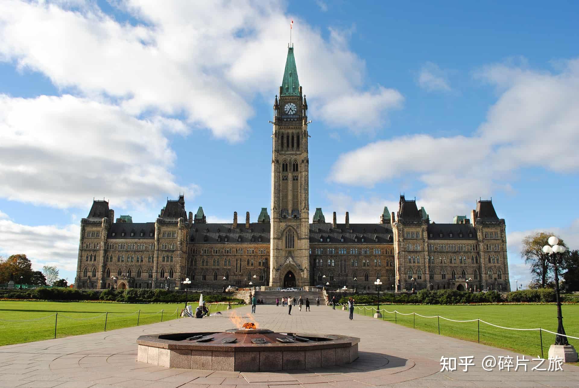 它是加拿大最美丽的建筑之一,被认为是渥太华的心脏.