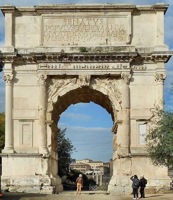 意大利    提图斯凯旋门 arch of titus 公元82年