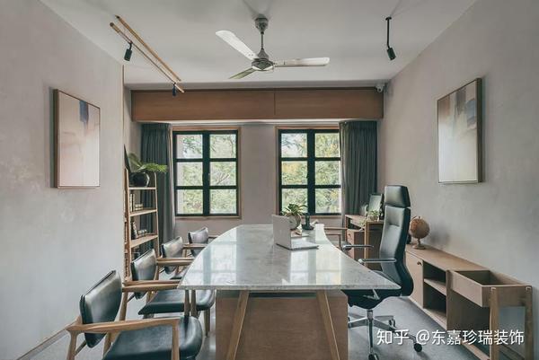 办公室装修的这么复古文艺,堪比艺术品!