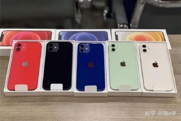 iphone12 五款颜色放一起 中间的蓝色款莫名刺眼