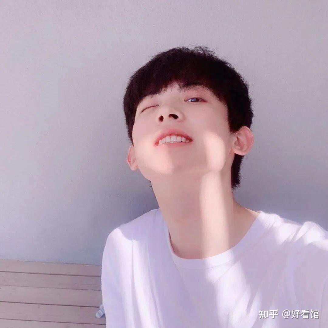 小奶狗专属男生头像男生最可爱小奶狗头像小奶狗头像男生真人超帅小奶