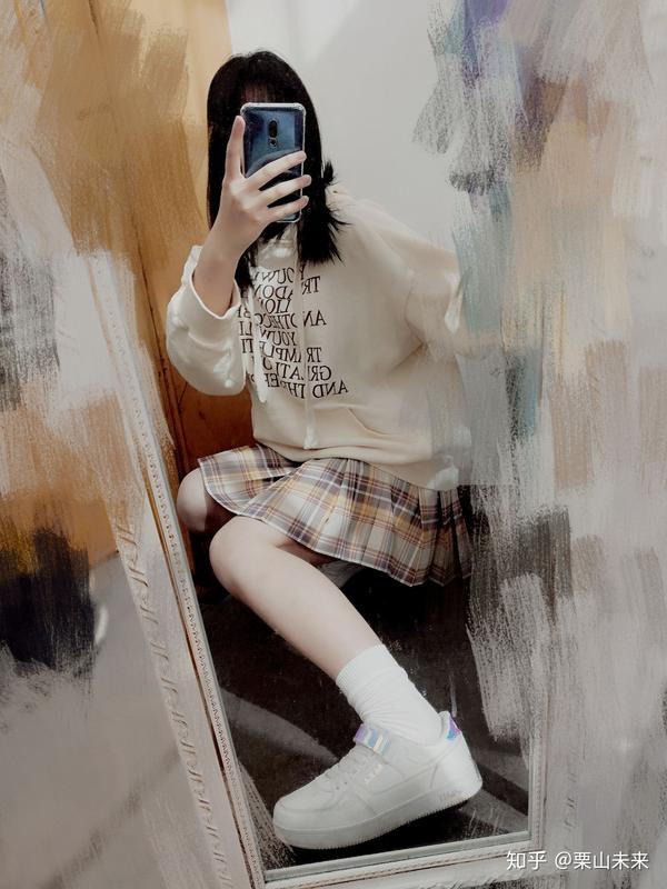 比较胖的女孩子可以穿jk制服吗?