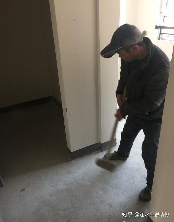 第一步:拆墙砸墙
