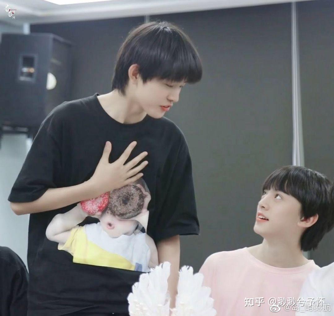 如何看待tf家族极航这对cp