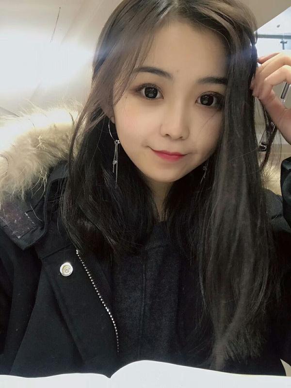 你见过最漂亮的女生长什么样?