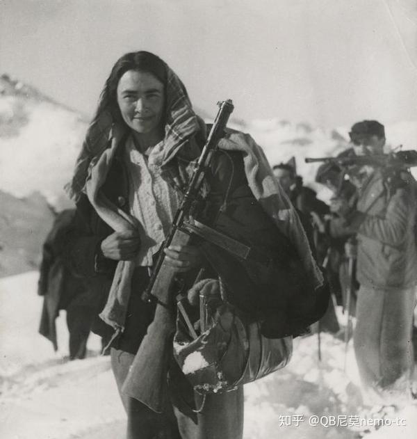 1944,意大利反法西斯游击队的女战士