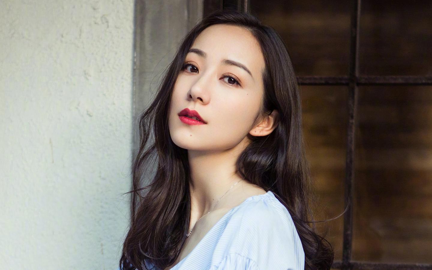 娱乐圈身材姣好的4位女星貌美肤白大长腿谁的身材最好