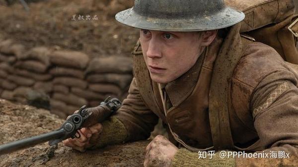 《1917》剧照 我们先来说光线的问题,很简单,靠天吃饭:什么时候阴天