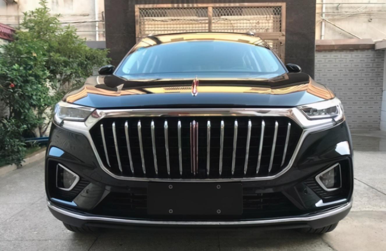红旗新款suv18万,红旗七座车图片报价 比奥迪q5l还要大气,红旗hs5降至17.18万,3月销量过万
