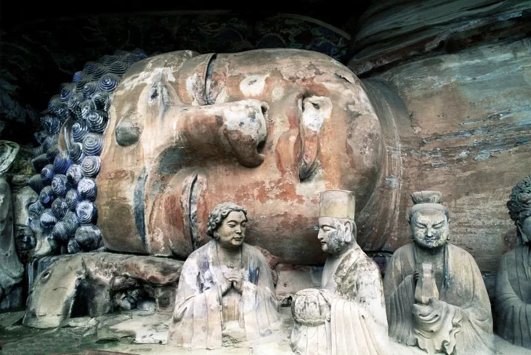 重庆热门旅游景点大足石刻旅游攻略低音号导游