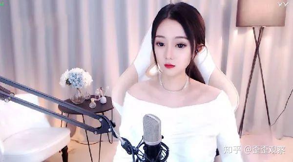小洲与988温暖官宣订婚,网友活扒:终究还是"小艺失京州"啊!