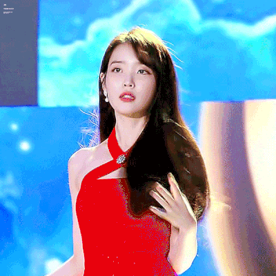 撩头发的iu了解一下!