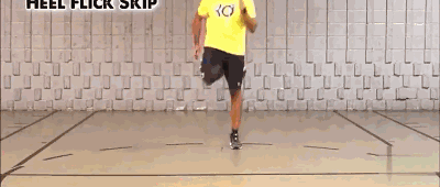 篮球教学-增强弹跳力训练方法,离扣篮更进一步