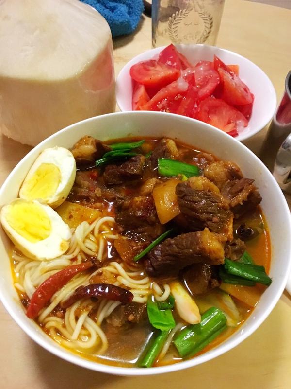 最后我晒几张自己做饭的照片吧,我老公从排骨精变成了油腻中年大叔