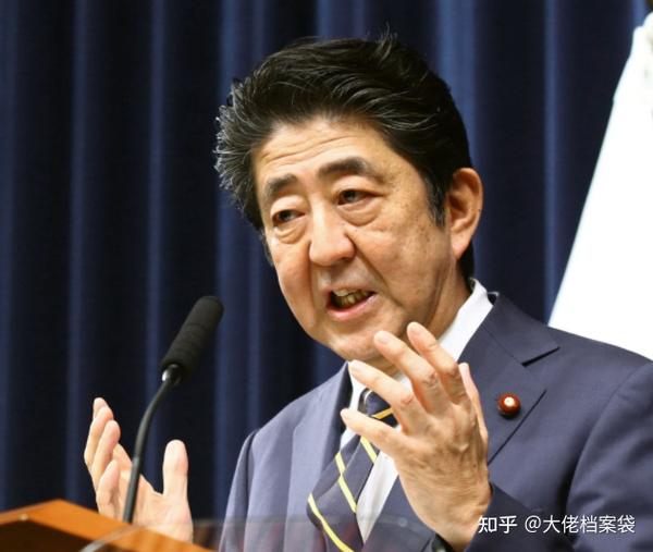 安倍晋三:日本人眼中最窝囊的首相,在家怕老婆,在外"更丢脸"