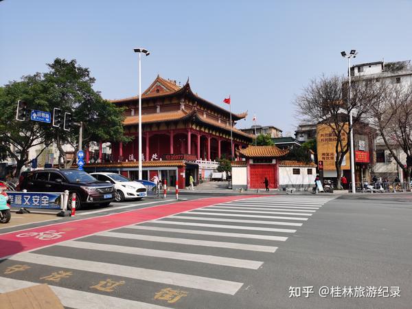 那不得不提及位于桂林丽君路口的能仁禅寺