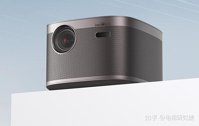 极米新品h5对比当贝f5谁更强2022年中高端家用投影仪最值得入手的依然