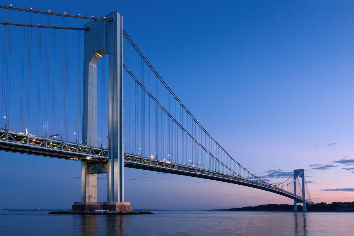 suspension bridge,newly-freed 新概念三册17-the longest suspension bridge in the