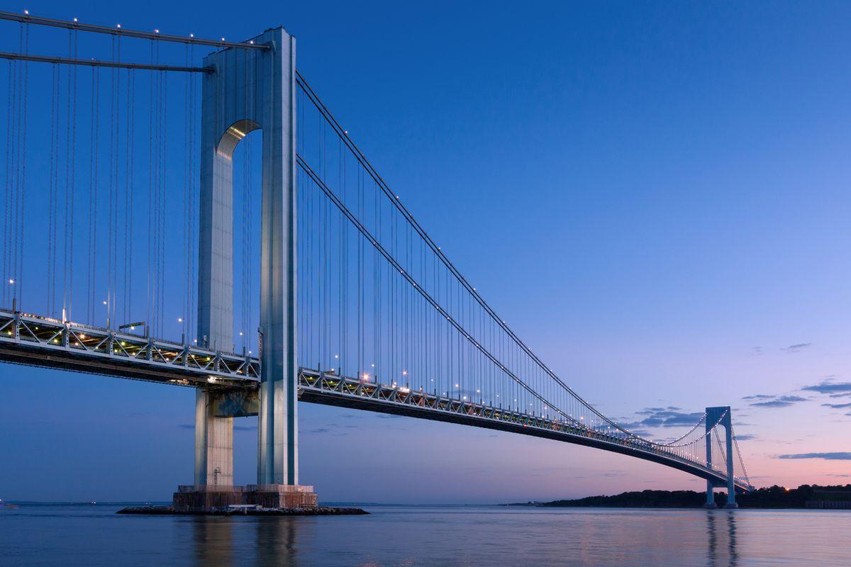 新概念三册17-the longest suspension bridge in the world