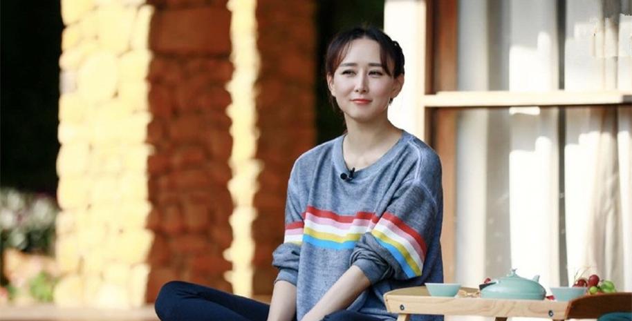 dapeistyle 曾经在《人民的名义》中饰演反派角色"高小琴"的胡静,如今