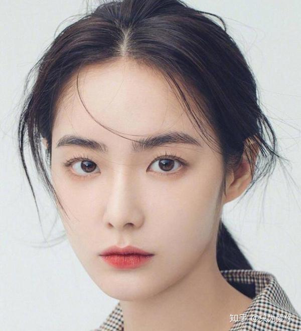 女生"脸型"排行榜:圆脸第一,鹅蛋脸气质出挑,你的上榜
