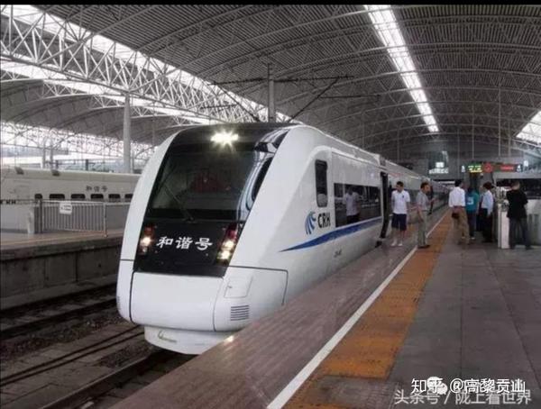 麒麟,海豚:复兴号动车组cr400af俗称红麒麟,蓝海豚,时