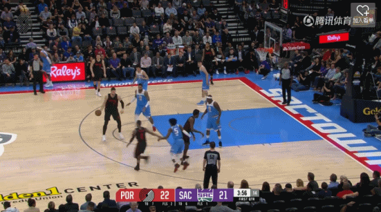 从身体条件来看,利拉德比库里强点,比威少差点;投射能力上恰好相反