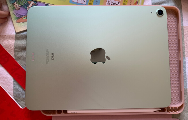 iPadAir4,ipad pro2020 ipad air4 64g够用吗?ipadair4值得买吗?