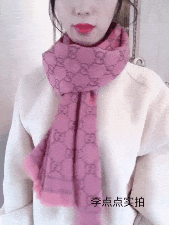 当了妈也要美,漫画图解围巾的11种系法