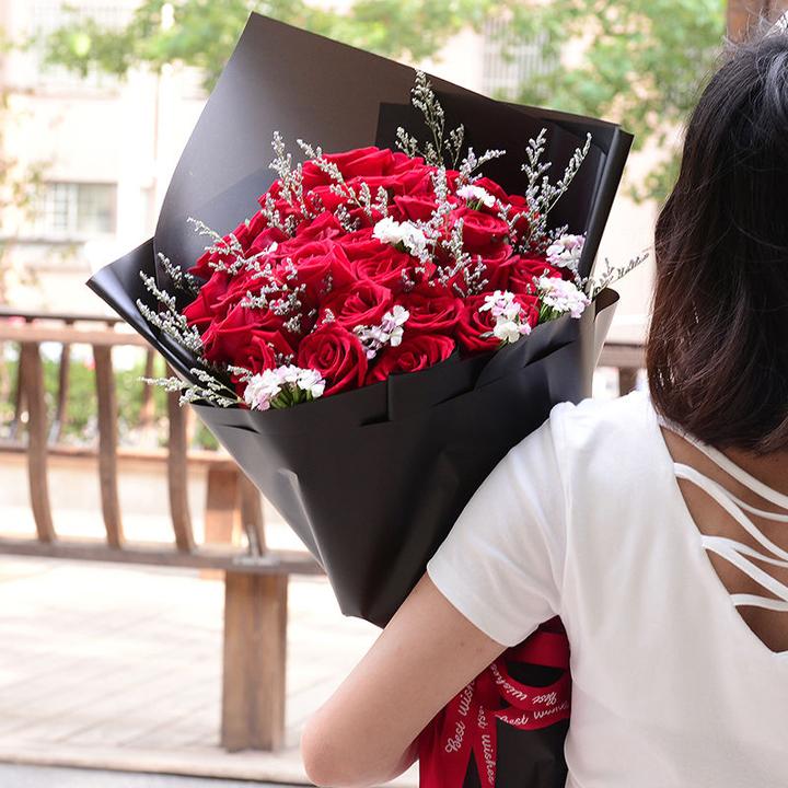 送女朋友什么花女神节礼物送花可以吗永生花鲜花香皂花超全的送花攻略