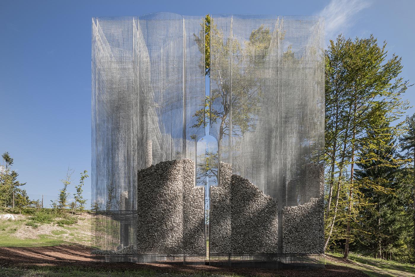 丝网装置塑造了意大利的露天博物馆