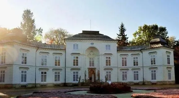 敖德萨国立涅日达诺夫音乐学院,顿涅茨克国立布拉可夫耶夫音乐学院