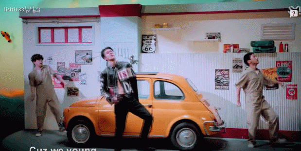 同样的动作,灿烈跳的阳光活力,世勋跳的性感动人