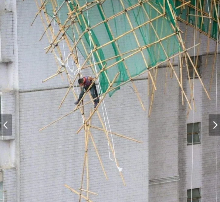 香港一在建工地发生脚手架坍塌事故